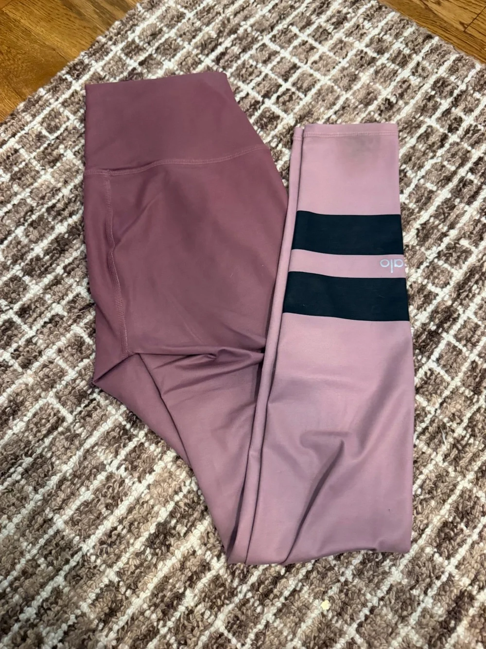 Alo Leggings